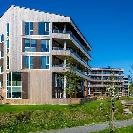 Апартаменты Penthouse With Rooftop Terrace & Balcony Берген