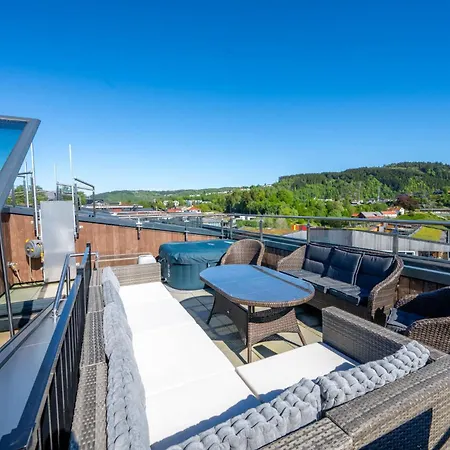 Апартаменты Penthouse With Rooftop Terrace & Balcony *